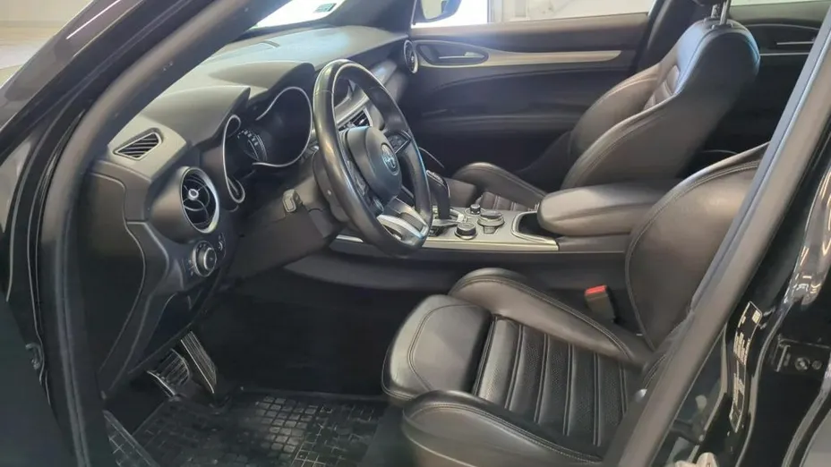 ALFA ROMEO Stelvio -
