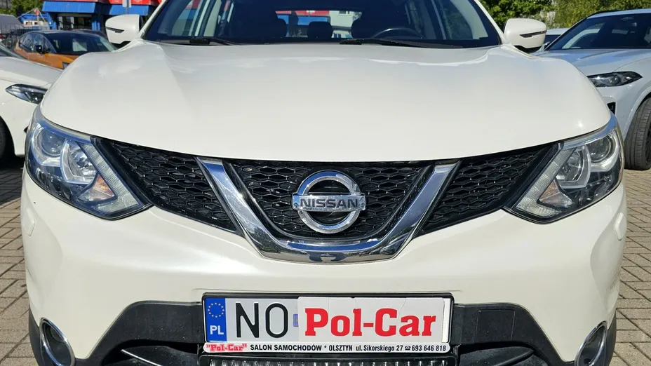 NISSAN Qashqai -
