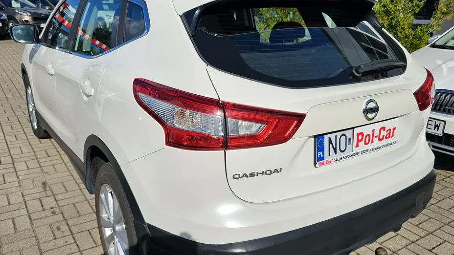 NISSAN Qashqai -