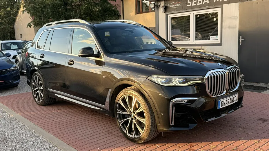 BMW X7 -