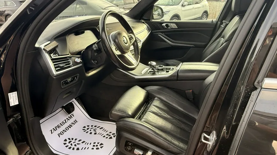 BMW X7 -