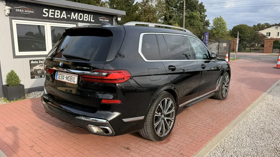 BMW X7 -
