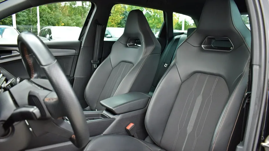 CUPRA Leon Sportstourer -