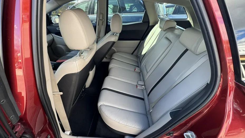 MAZDA CX-7 -