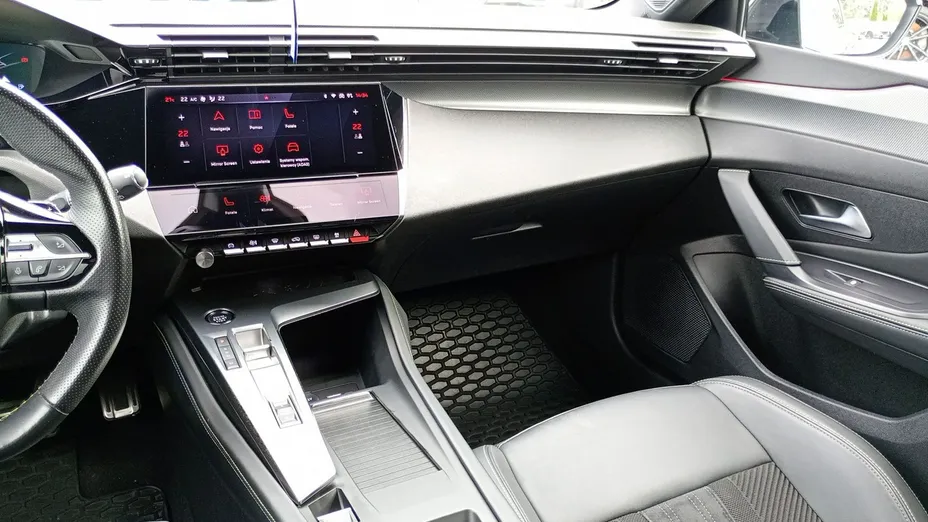 PEUGEOT 308 -