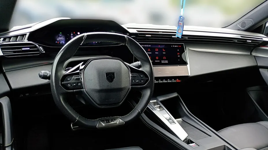 PEUGEOT 308 -