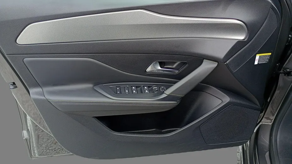 PEUGEOT 308 -