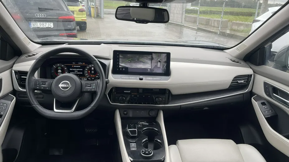 NISSAN X-Trail -