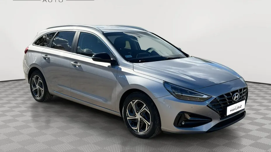 HYUNDAI i30 -