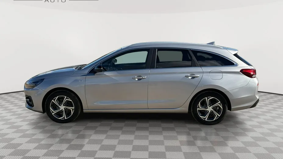HYUNDAI i30 -