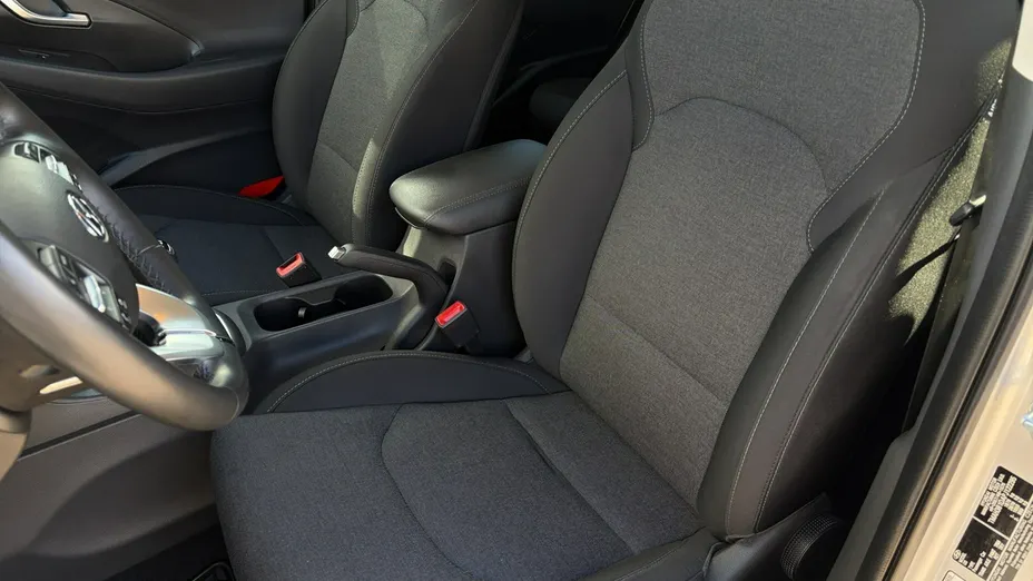 HYUNDAI i30 -