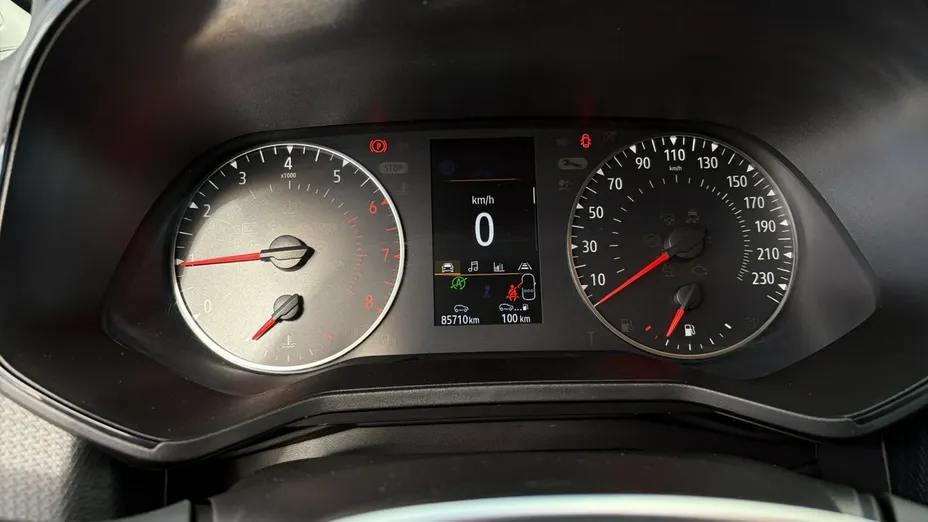 RENAULT Clio -