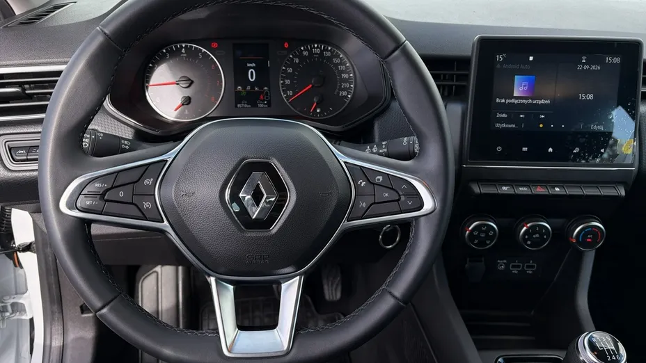 RENAULT Clio -