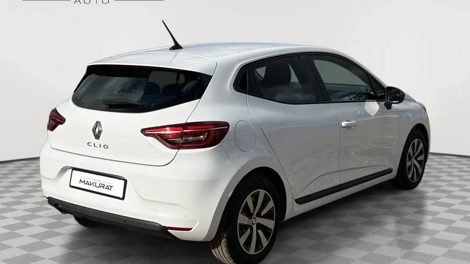RENAULT Clio -