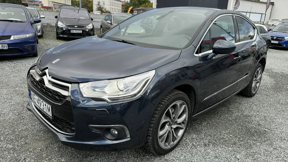 CITROEN DS4 -