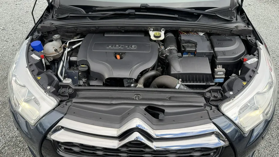 CITROEN DS4 -