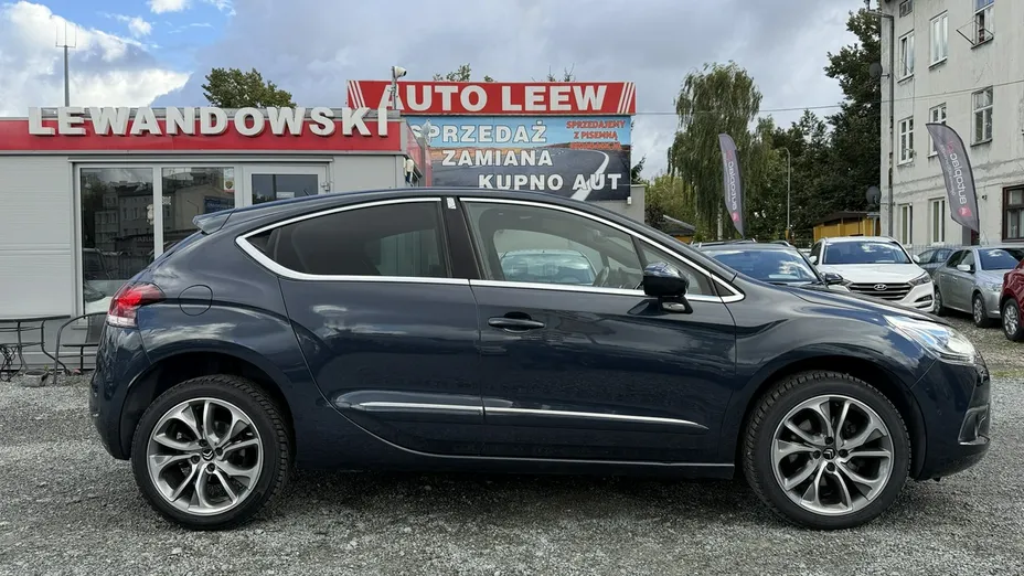 CITROEN DS4 -