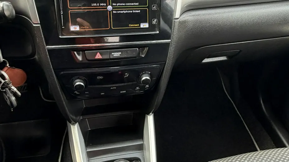 SUZUKI Vitara -