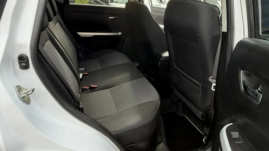 SUZUKI Vitara -
