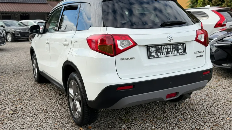 SUZUKI Vitara -