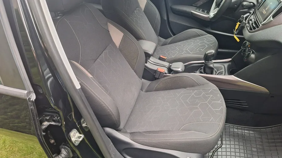 PEUGEOT 2008 -