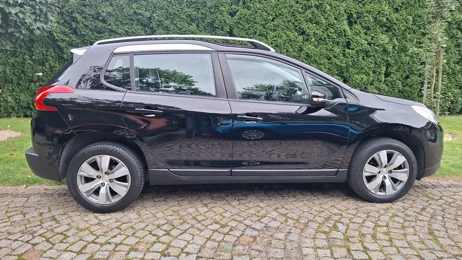 PEUGEOT 2008 -