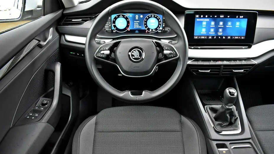 SKODA Octavia -