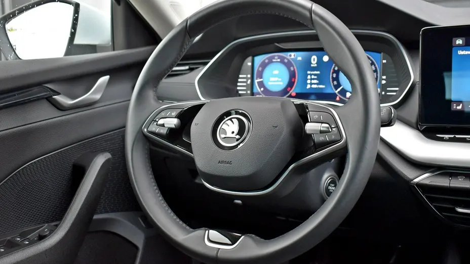 SKODA Octavia -