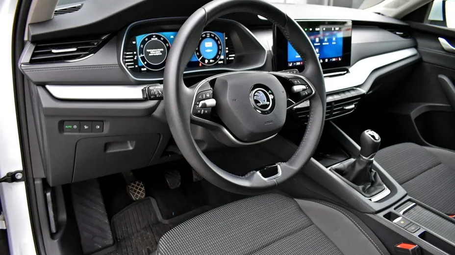 SKODA Octavia -