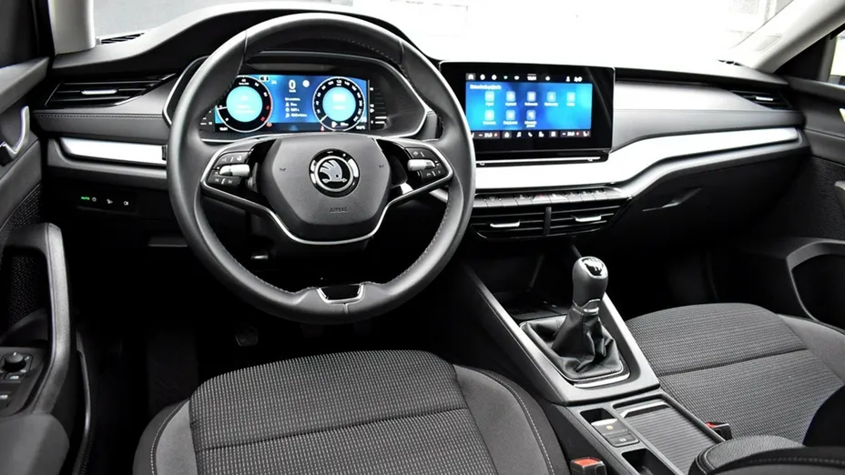 SKODA Octavia -