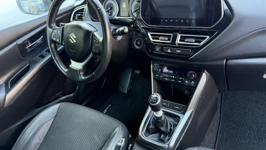 SUZUKI S-Cross -