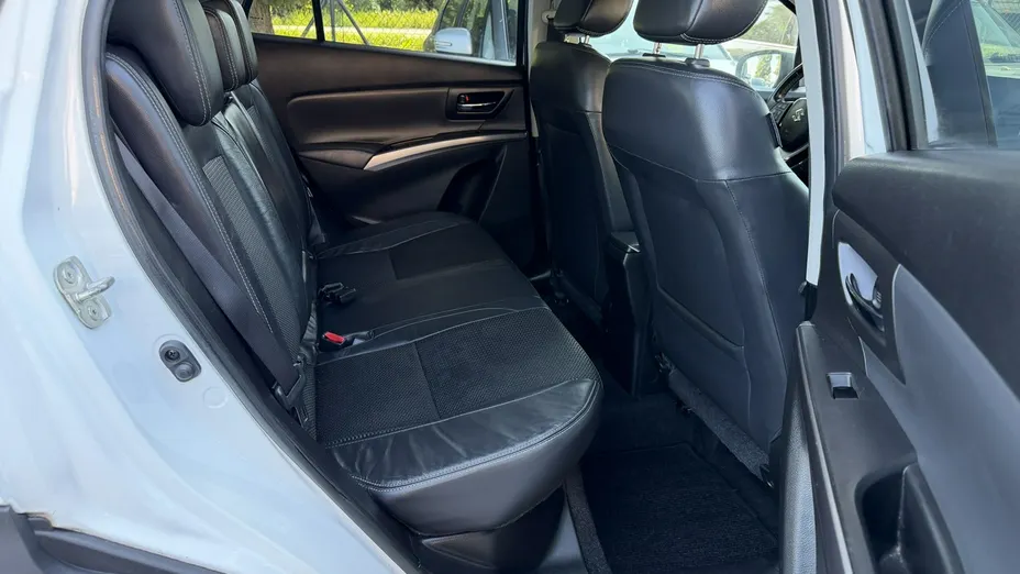 SUZUKI S-Cross -