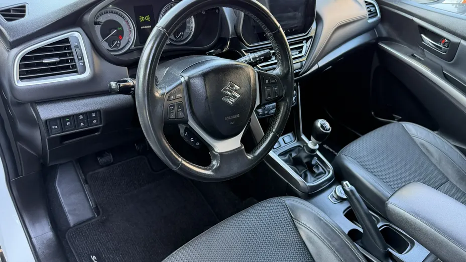 SUZUKI S-Cross -