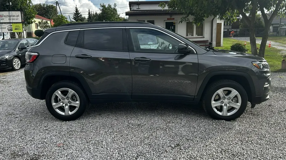 JEEP Compass -
