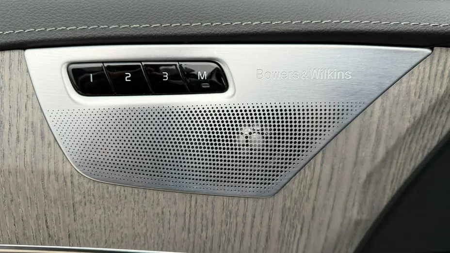 VOLVO XC90 -