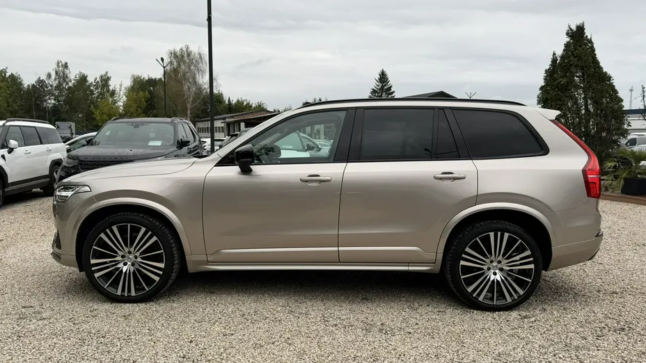 VOLVO XC90 -