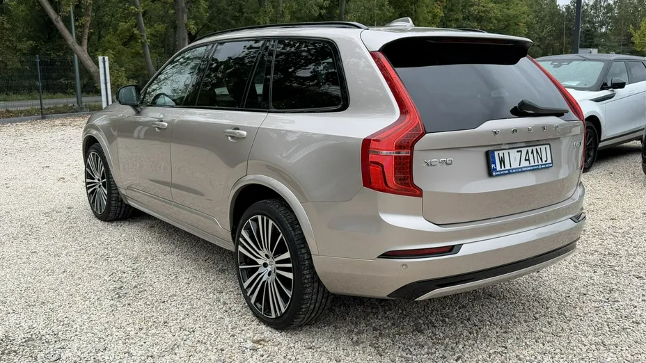 VOLVO XC90 -