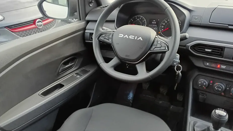 DACIA Sandero -