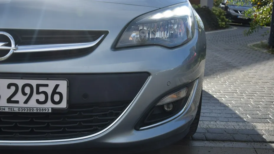 OPEL Astra -