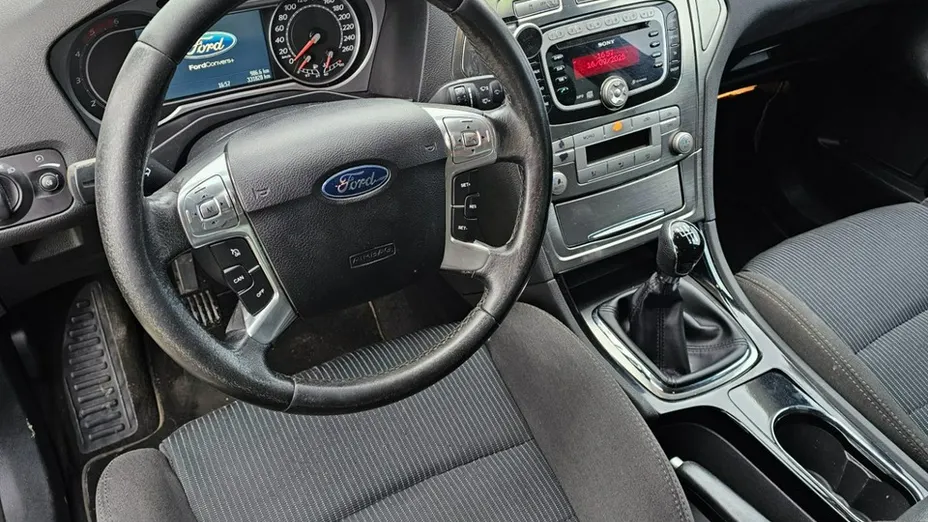 FORD Mondeo -