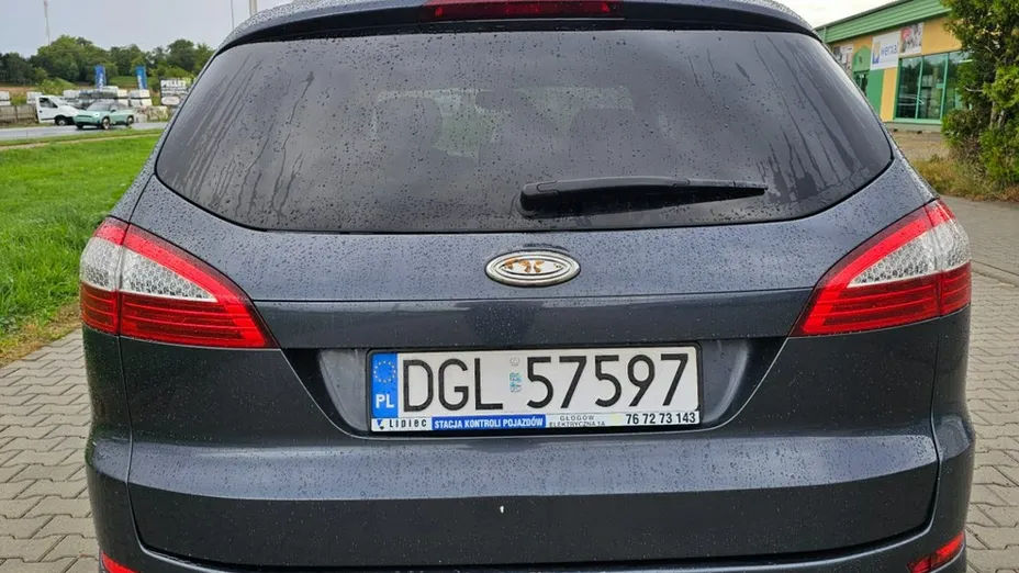 FORD Mondeo -