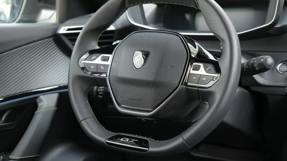 PEUGEOT 2008 -