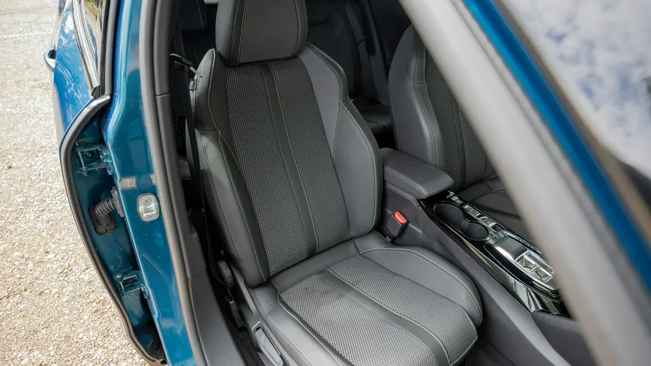 PEUGEOT 2008 -