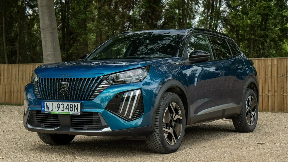 PEUGEOT 2008 -