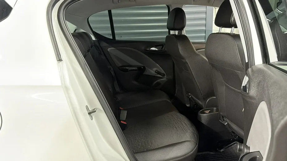 OPEL Corsa -