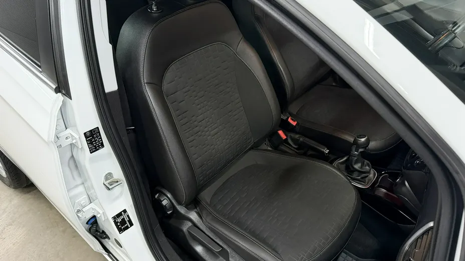 OPEL Corsa -