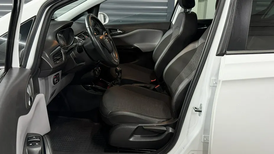 OPEL Corsa -
