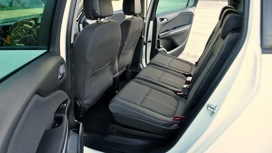 OPEL Zafira -