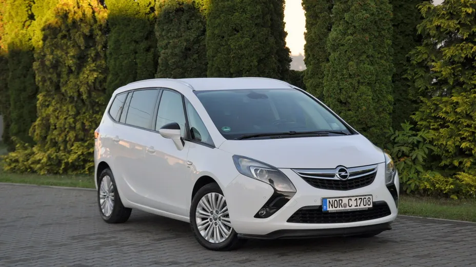 OPEL Zafira -