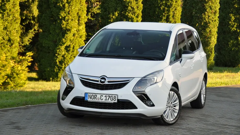 OPEL Zafira -